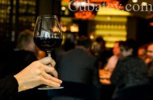 Compañía estadounidense aspira a vender vinos en Cuba