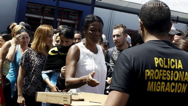 Costa Rica suspende el otorgamiento de visas temporales a cubanos Costa Rica suspende el otorgamiento de visas temporales a cubanos