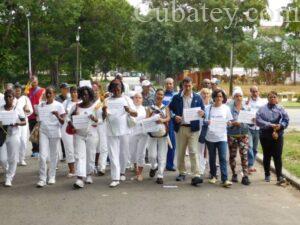 policia-politica-cubana-arrestos-damas=de-blanco