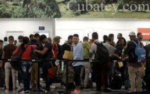 México niega visa humanitaria a cubanos en Ecuador