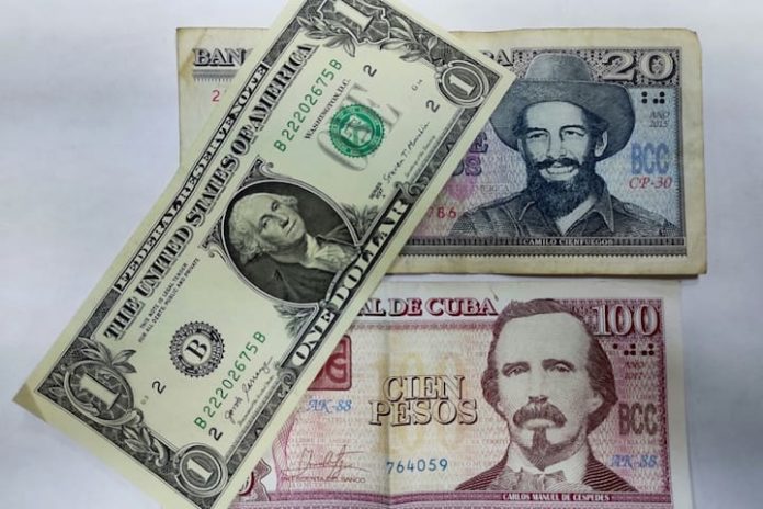Banco Central de Cuba volverá a aceptar depositos en dólares